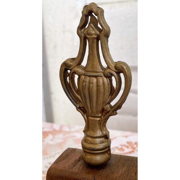 Vintage 1930s Cast metal Gold Lamp Finial Urn Shape 3 3/8" - Picture 3 of 10